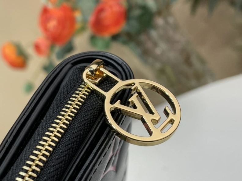 DailyWear LX Wallets 228
