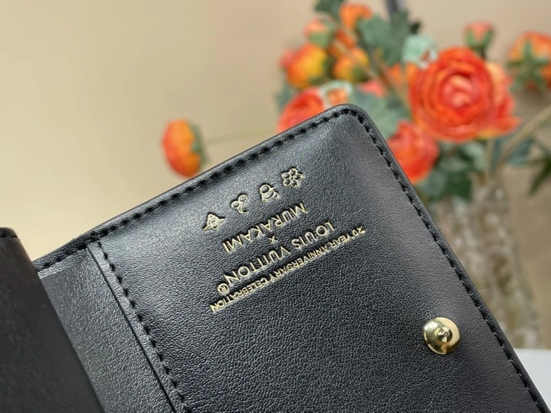DailyWear LX Wallets 228