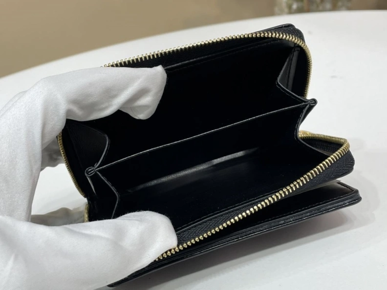 DailyWear LX Wallets 228