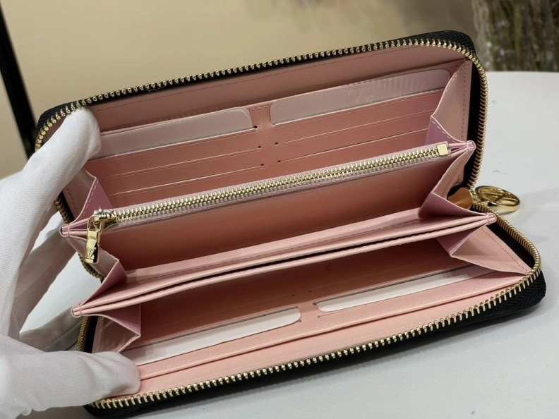 LX Wallets Bright 240