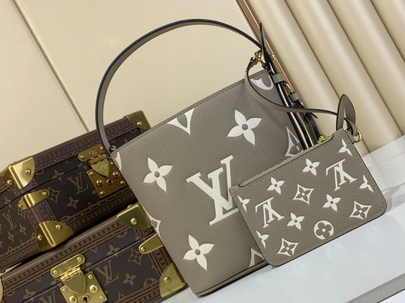 LX Bucket Bags Timeless 663