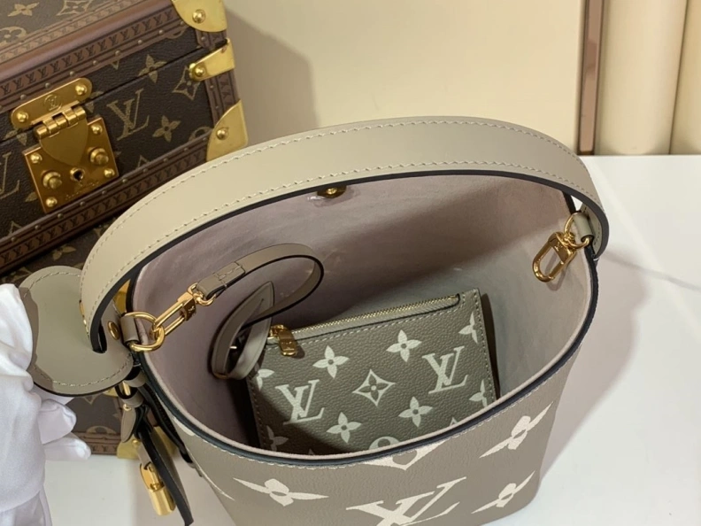 LX Bucket Bags Timeless 663