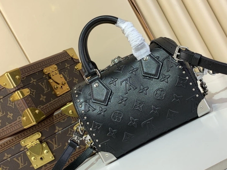 Versatile LX Speedy Bags 448