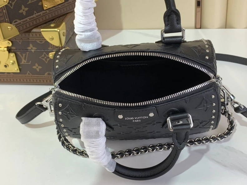 Versatile LX Speedy Bags 448