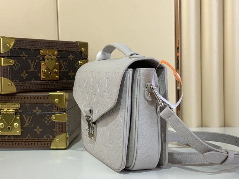Cozy LX Satchel Bags 574