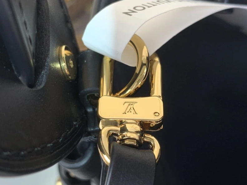 Efficient LX Top Handle Bags 465