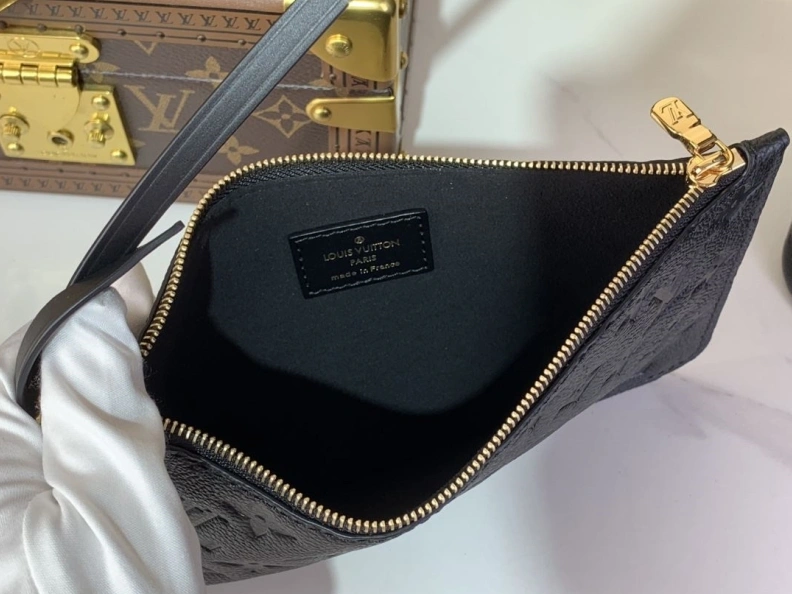 Efficient LX Top Handle Bags 465