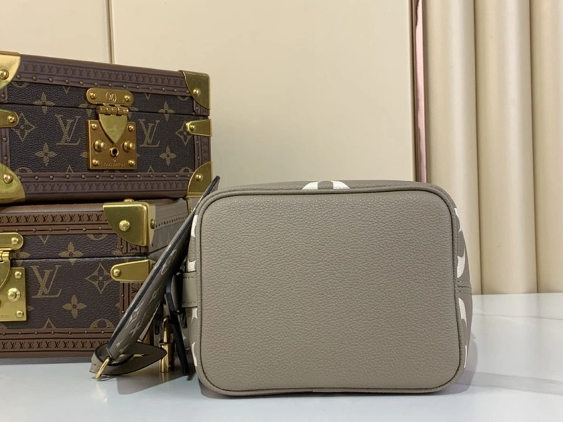 Modern LX Top Handle Bags 404