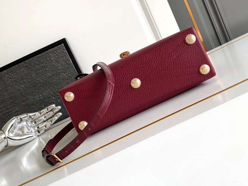 Classic LX Top Handle Bags 401
