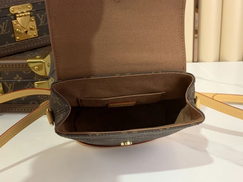 Compact LX Backpacks 723