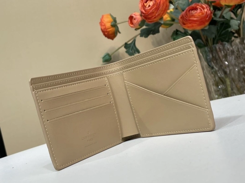 LX Wallets WellDesigned 231