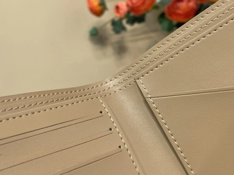 LX Wallets WellDesigned 231