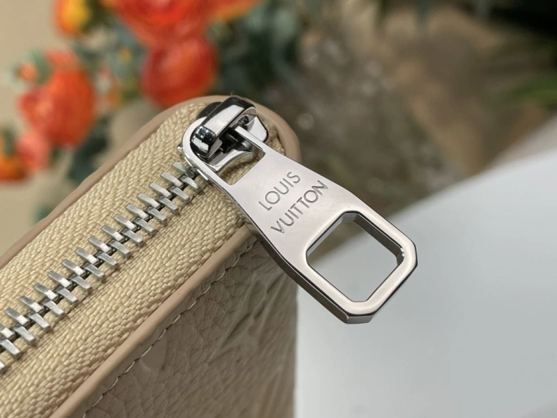 Cozy LX Wallets 227