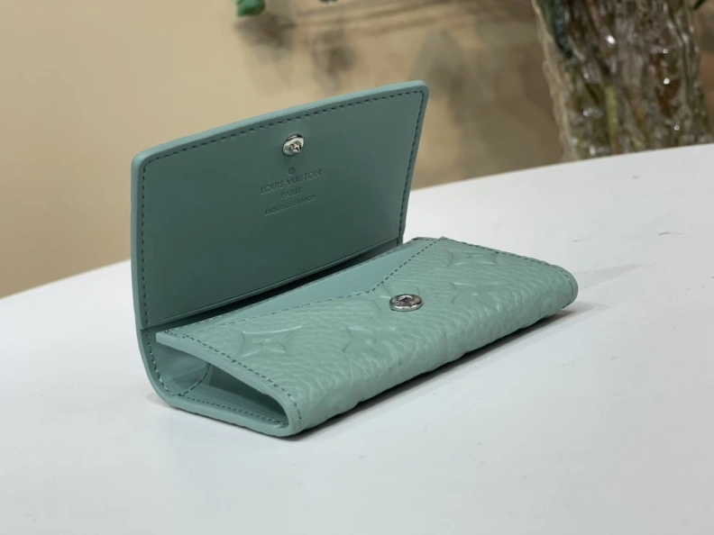 LX Wallets Reliable 257