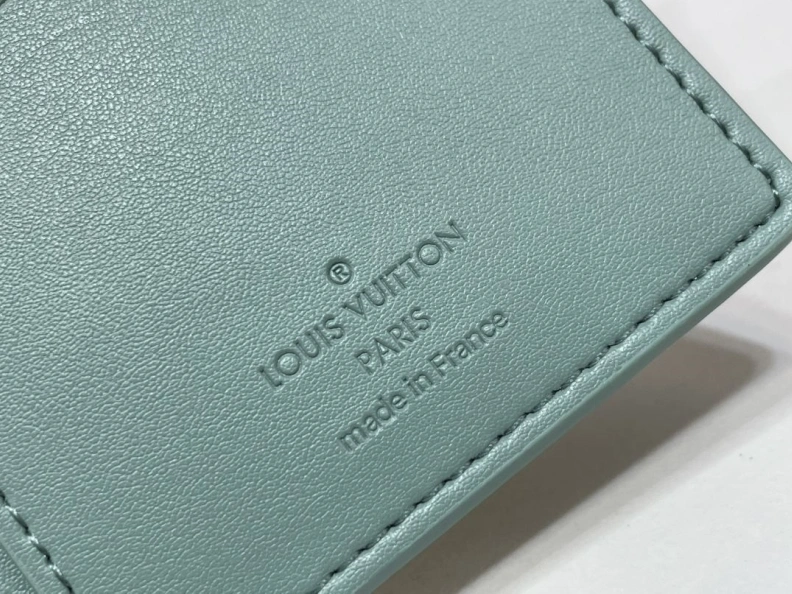 WellDesigned LX Wallets 211
