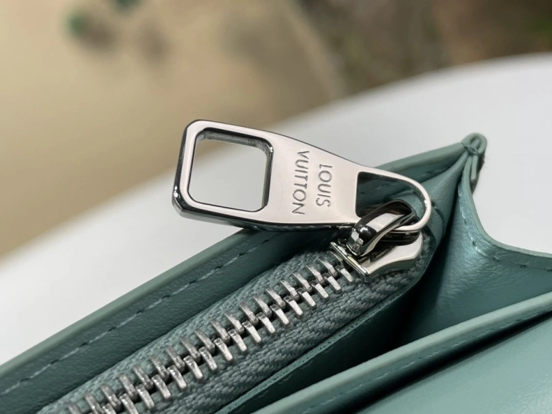 WellDesigned LX Wallets 211