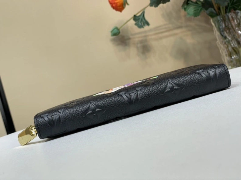 Affordable LX Wallets 208