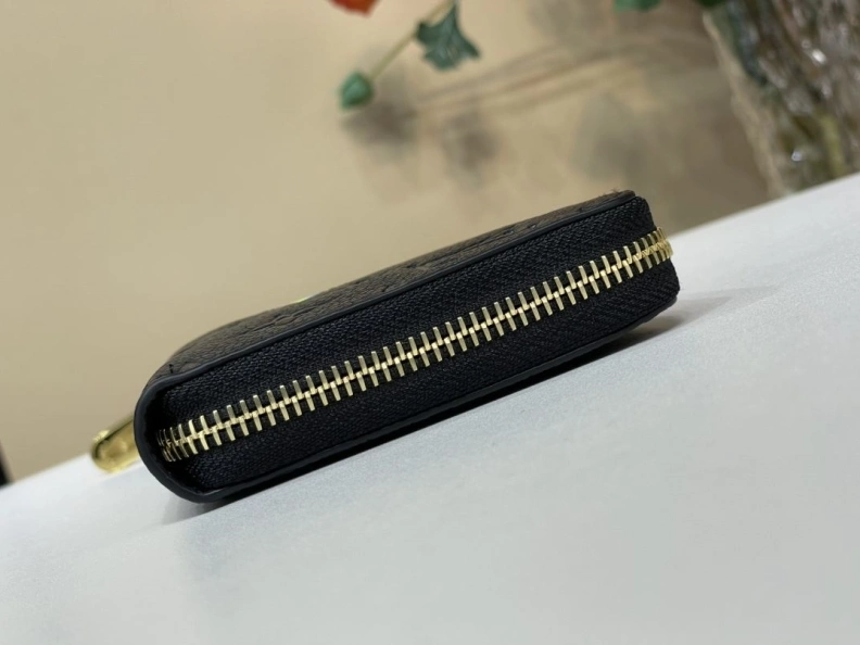 Affordable LX Wallets 208