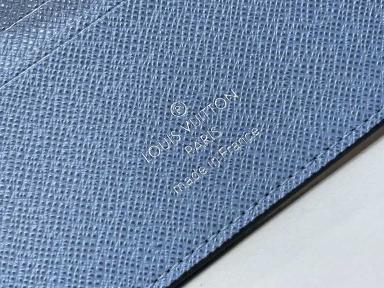 Breathable LX Wallets 213