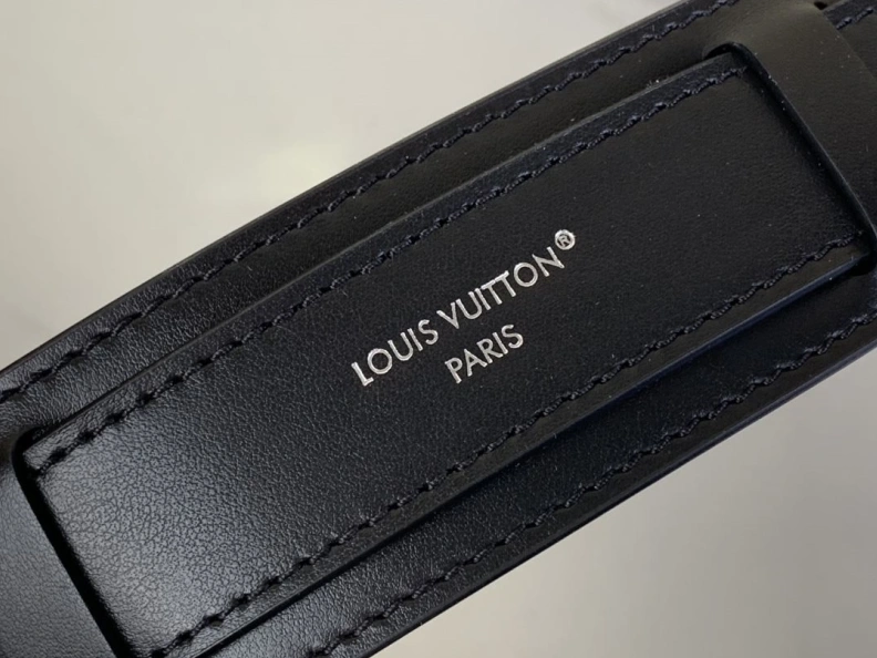 Bold LX Travel Bags 261