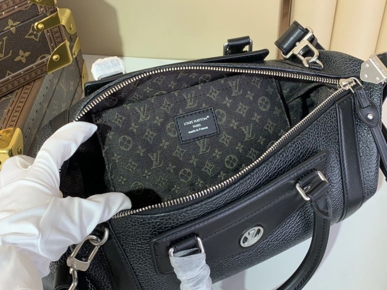 Bold LX Travel Bags 261