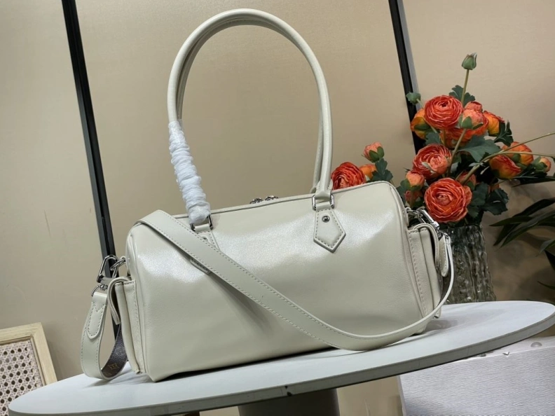 LX Top Handle Bags Vibrant 390