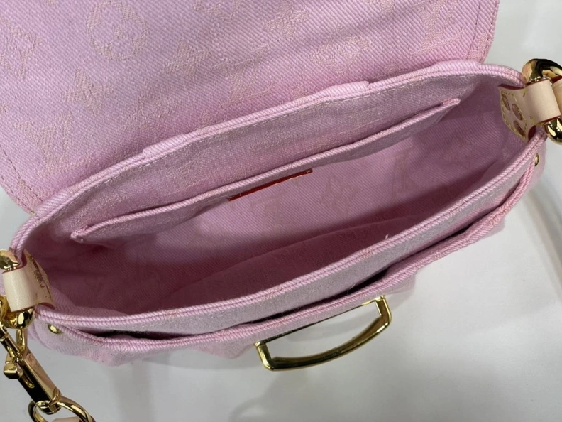 EyeCatching LX Satchel Bags 558