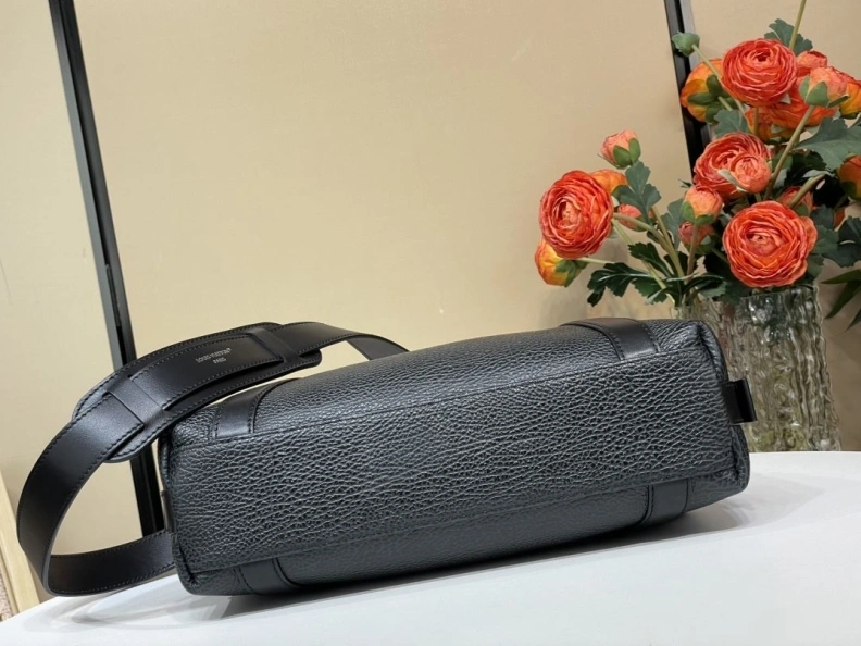Fashionable LX Travel Bags 271