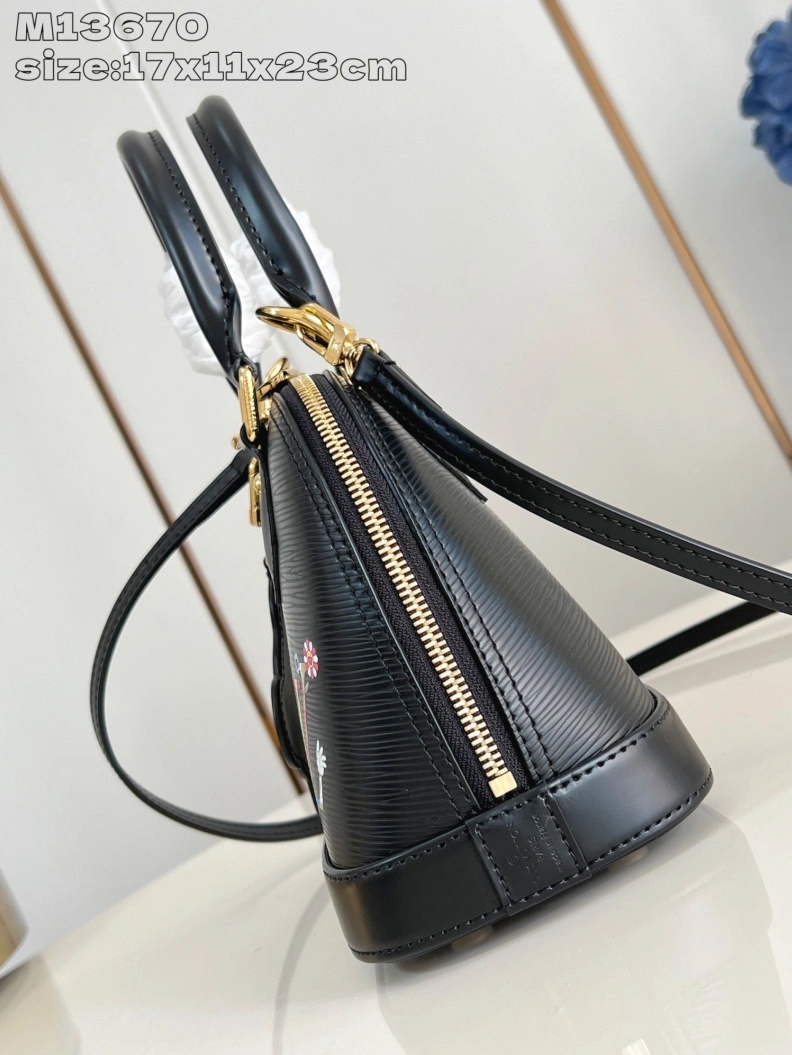 Unique LX Top Handle Bags 384
