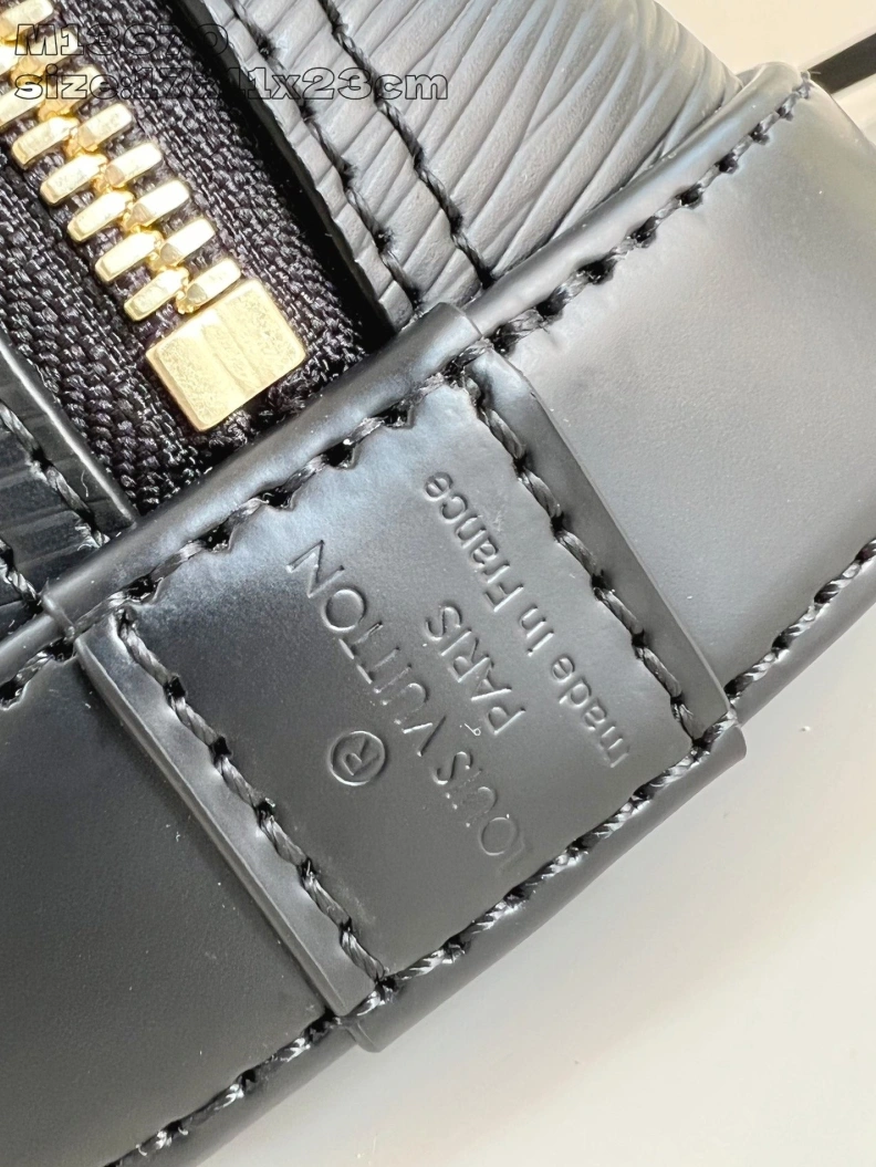 Unique LX Top Handle Bags 384