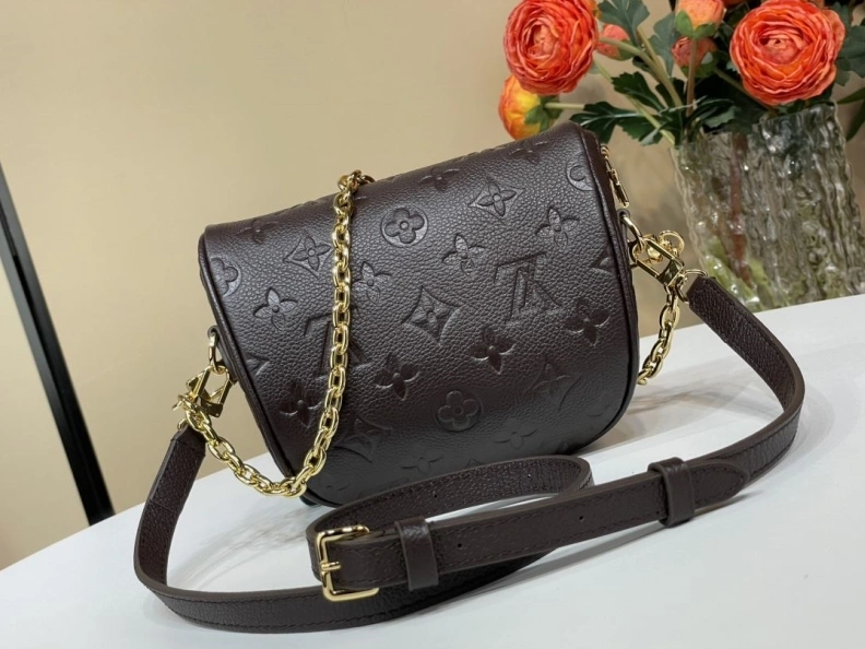 Comfortable LX Satchel Bags 544
