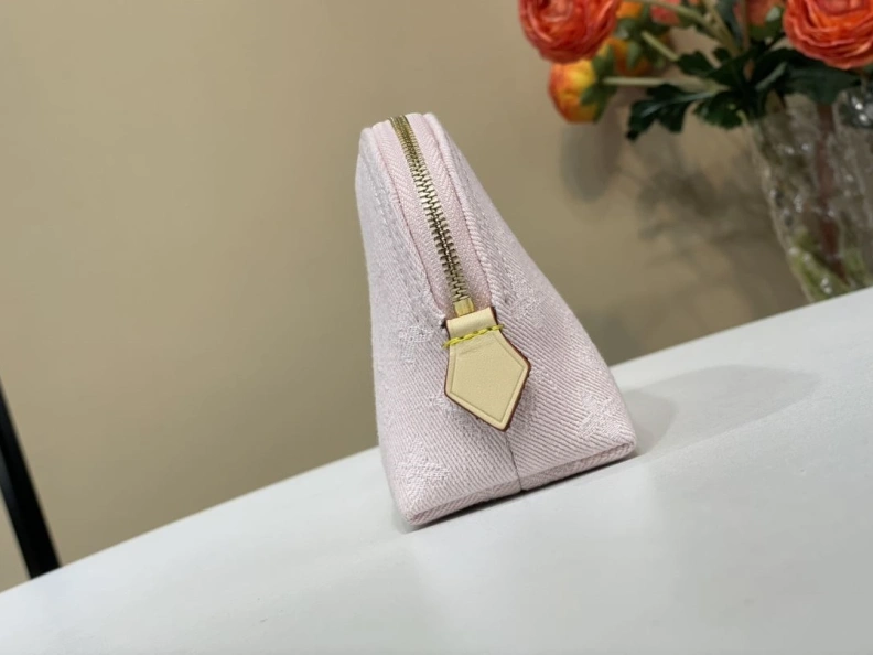 WellDesigned LX Clutch Bags 590