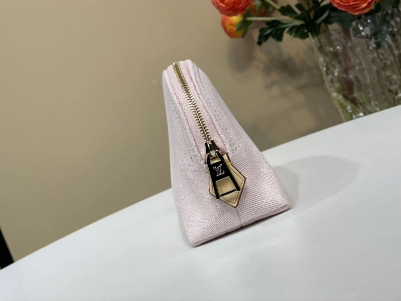 WellDesigned LX Clutch Bags 590