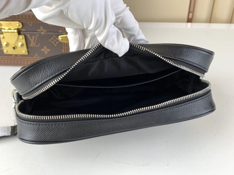 HighQuality LX Clutch Bags 588