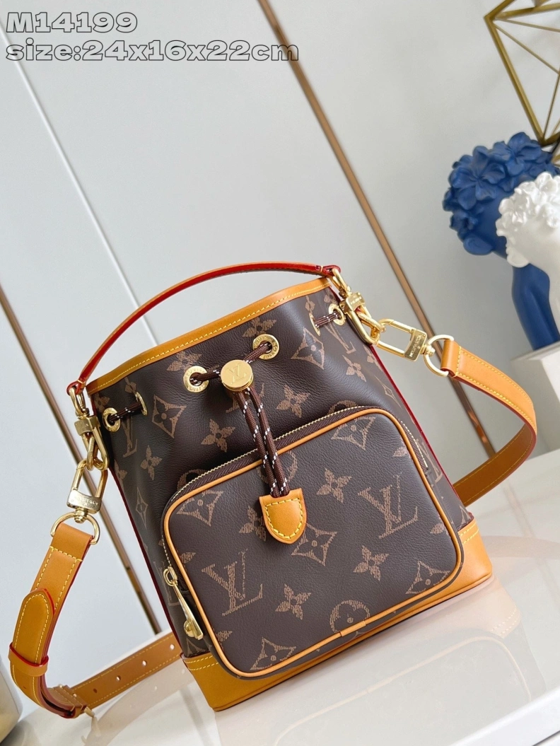 Efficient LX Bucket Bags 677