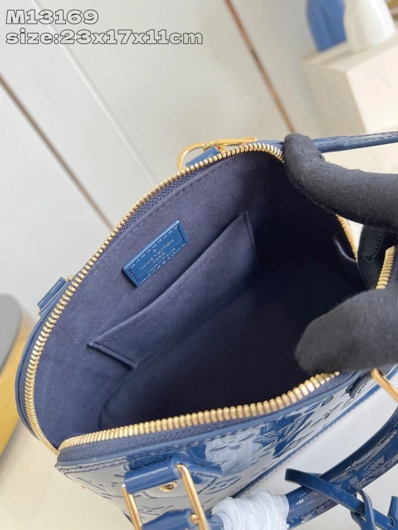 Flexible LX Top Handle Bags 427