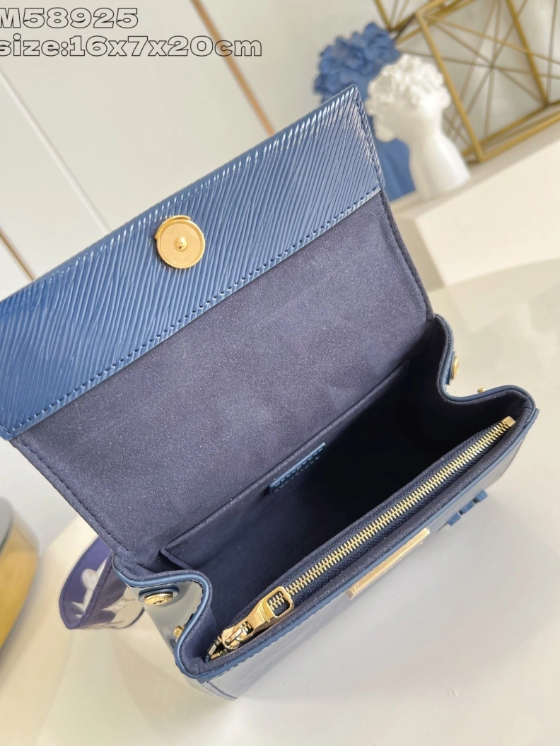 EyeCatching LX Top Handle Bags 380