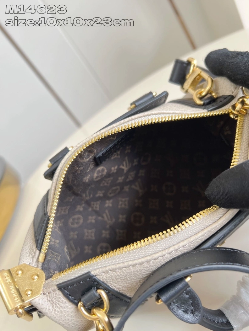 LX Top Handle Bags Functional 377