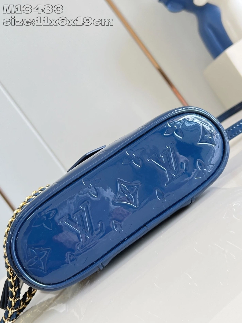 LX Cosmetic Bags Compact 630