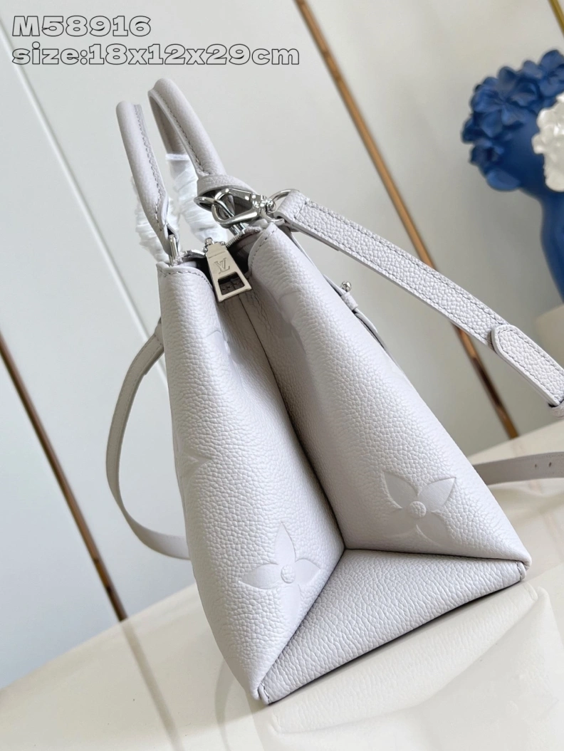 Comfortable LX Top Handle Bags 373