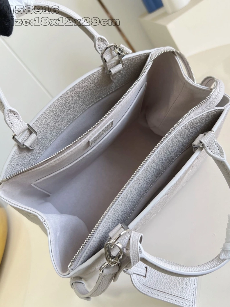 Comfortable LX Top Handle Bags 373