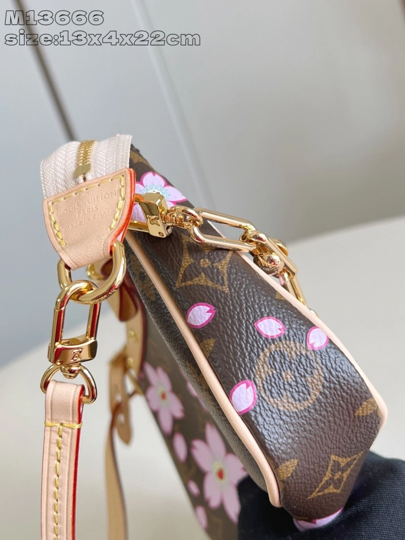 EyeCatching LX Satchel Bags 587