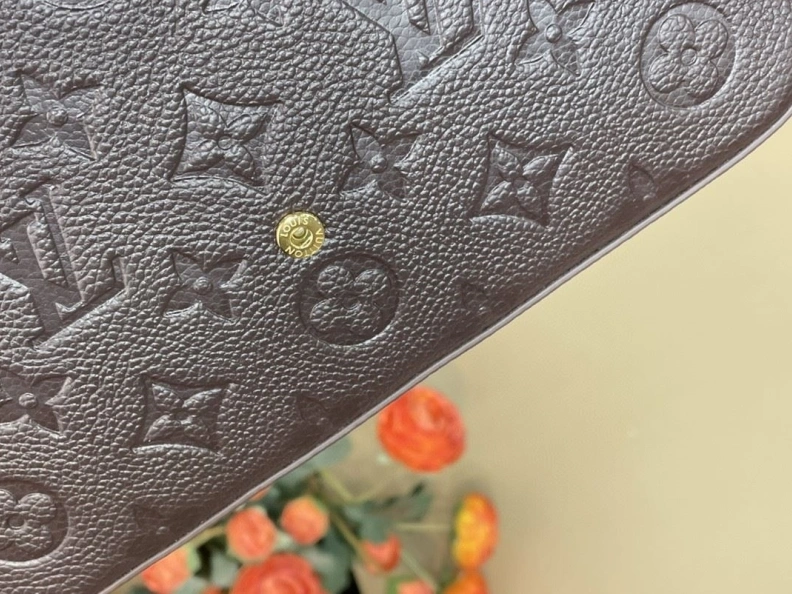 Comfortable LX Wallets 191