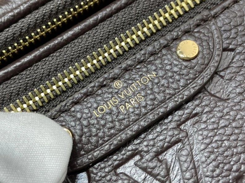 Classic LX Satchel Bags 527