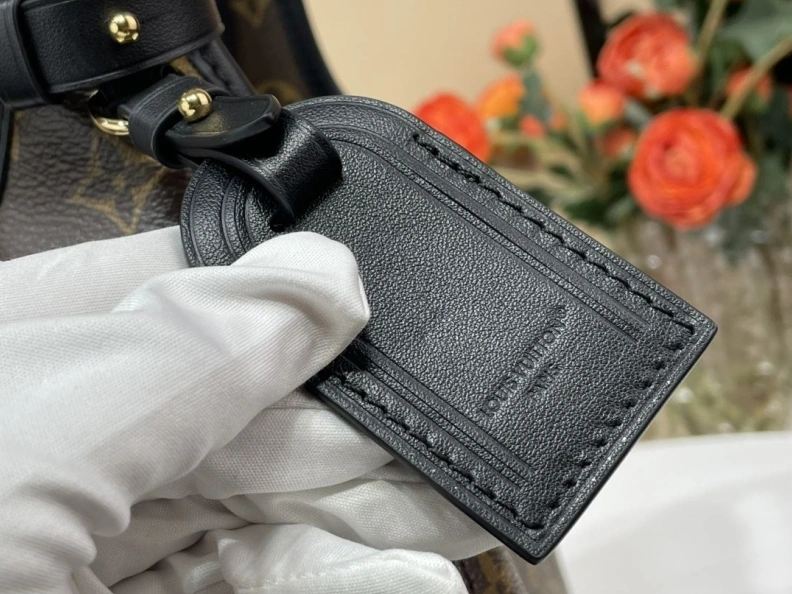 SportInspired LX Top Handle Bags 372