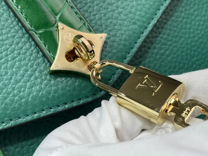 LX Top Handle Bags Unique 367