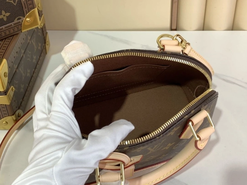 Durable LX Top Handle Bags 361