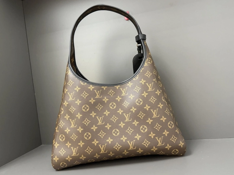 Vibrant LX Top Handle Bags 349