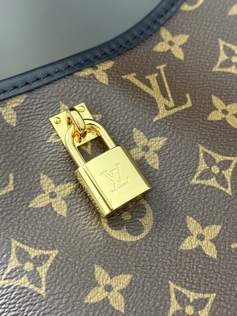 Vibrant LX Top Handle Bags 349