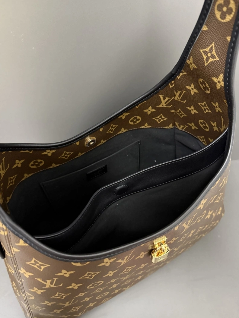 Vibrant LX Top Handle Bags 349